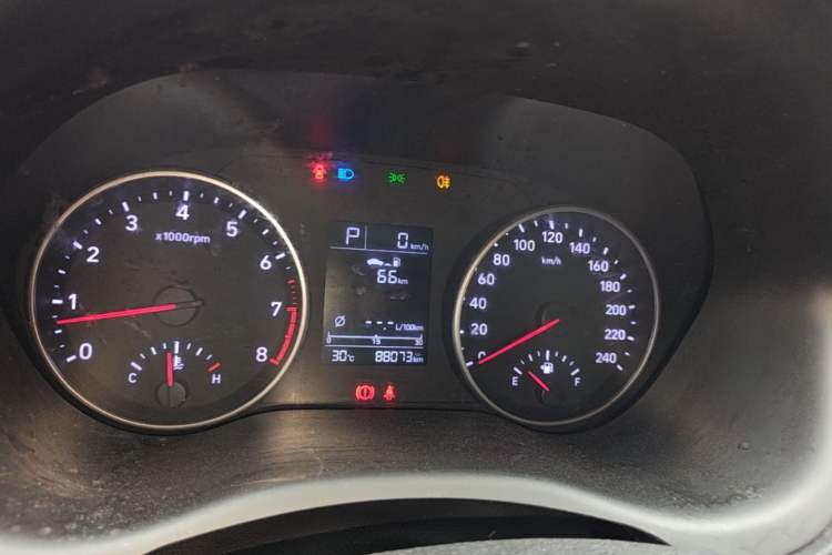 Used Hyundai Celesta 2020 1.6L Automatic GL Enjoyable Edition Instrument Cluster