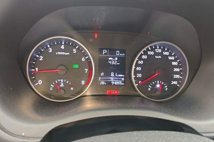 Used Hyundai Celesta 2020 1.6L Automatic GL Enjoyable Edition Instrument Cluster