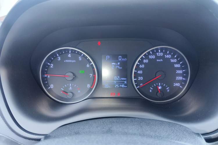 Used Hyundai Celesta 2020 1.6L Automatic GL Enjoyable Edition Instrument Cluster