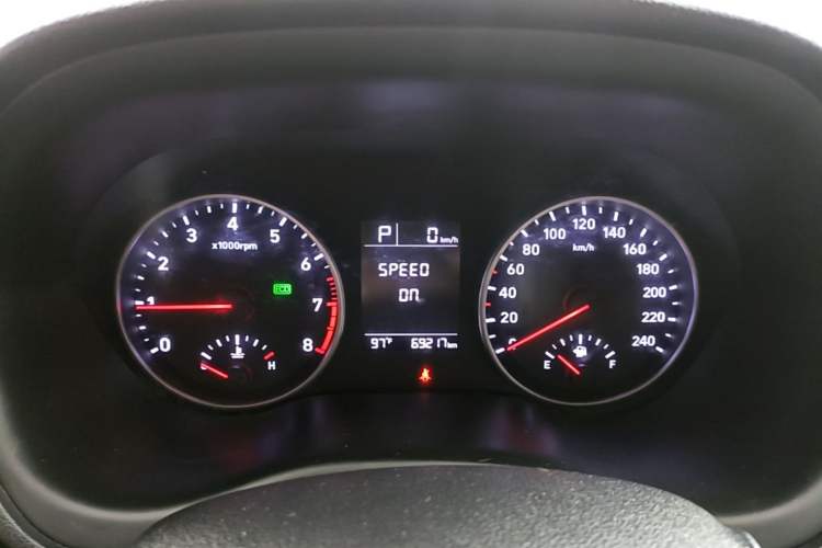 Used Hyundai Celesta 2020 1.6L Automatic GL Enjoyable Edition Instrument Cluster