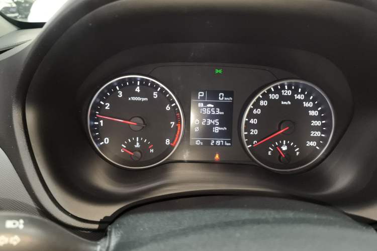Used Hyundai Celesta 2020 1.6L Automatic GL Enjoyable Edition Instrument Cluster