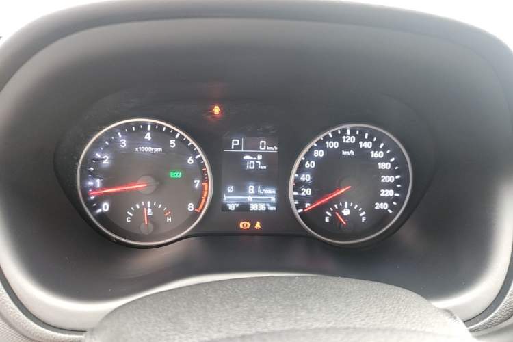 Used Hyundai Celesta 2020 1.6L Automatic GL Enjoyable Edition Instrument Cluster