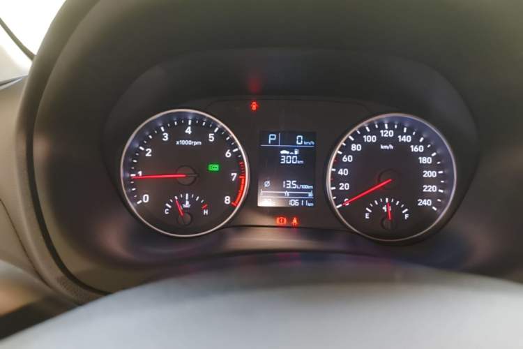 Used Hyundai Celesta 2020 1.6L Automatic GL Enjoyable Edition Instrument Cluster