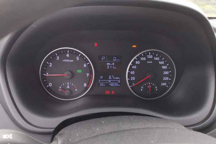 Used Hyundai Celesta 2020 1.6L Automatic GL Enjoyable Edition Instrument Cluster