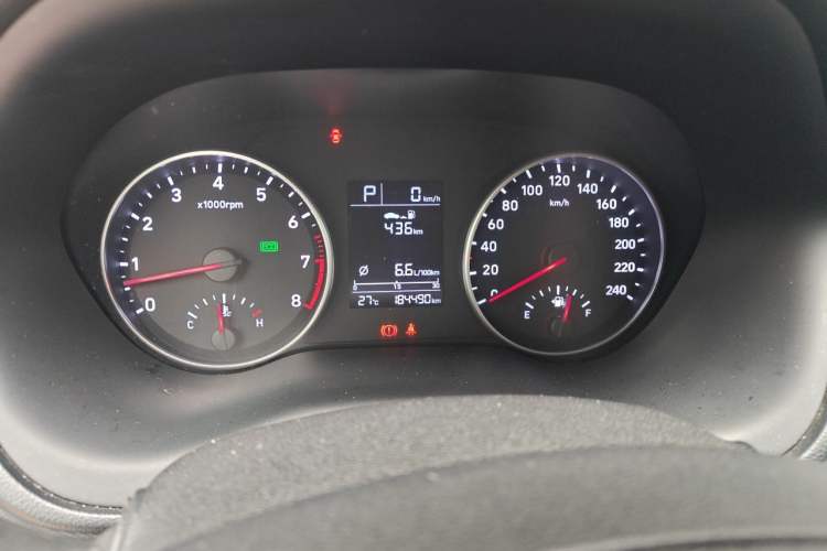 Used Hyundai Celesta 2020 1.6L Automatic GL Enjoyable Edition Instrument Cluster