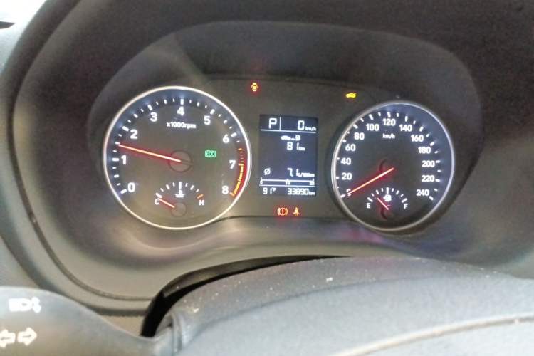 Used Hyundai Celesta 2020 1.6L Automatic GL Enjoyable Edition Instrument Cluster