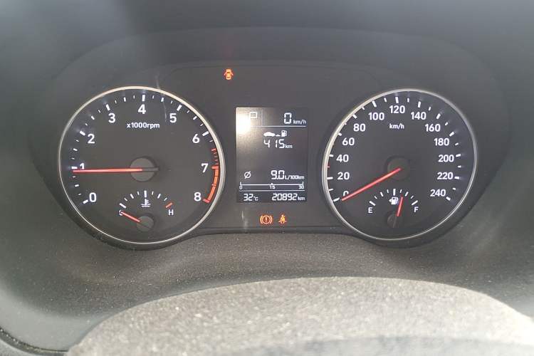 Used Hyundai Celesta 2020 1.6L Automatic GL Enjoyable Edition Instrument Cluster