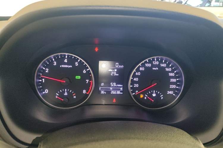 Used Hyundai Celesta 2020 1.6L Automatic GL Enjoyable Edition Instrument Cluster