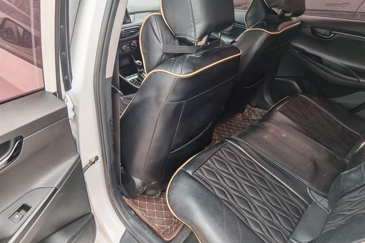 Used Hyundai Celesta 2020 1.6L Automatic GL Enjoyable Edition Interior 10