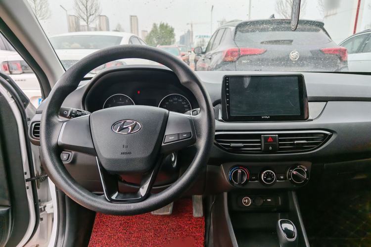 Used Hyundai Celesta 2020 1.6L Automatic GL Enjoyable Edition Interior 3