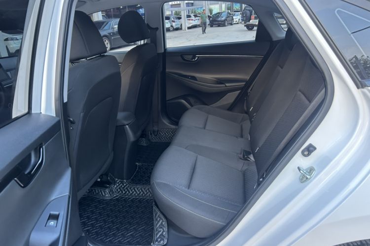 Used Hyundai Celesta 2020 1.6L Automatic GL Enjoyable Edition Interior 3