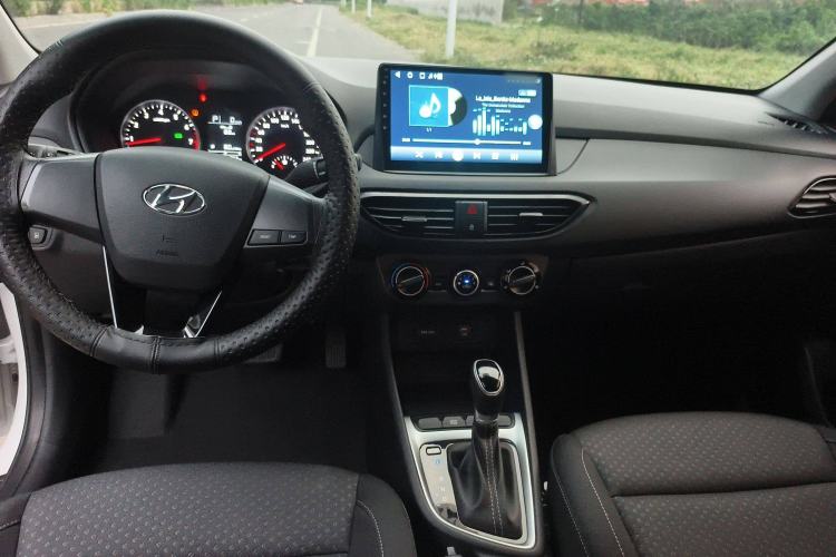 Used Hyundai Celesta 2020 1.6L Automatic GL Enjoyable Edition Interior 3