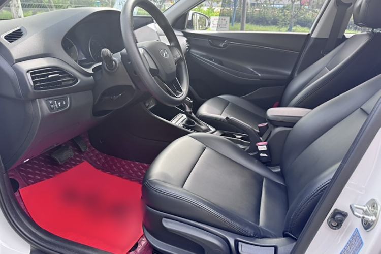 Used Hyundai Celesta 2020 1.6L Automatic GL Enjoyable Edition Interior 3