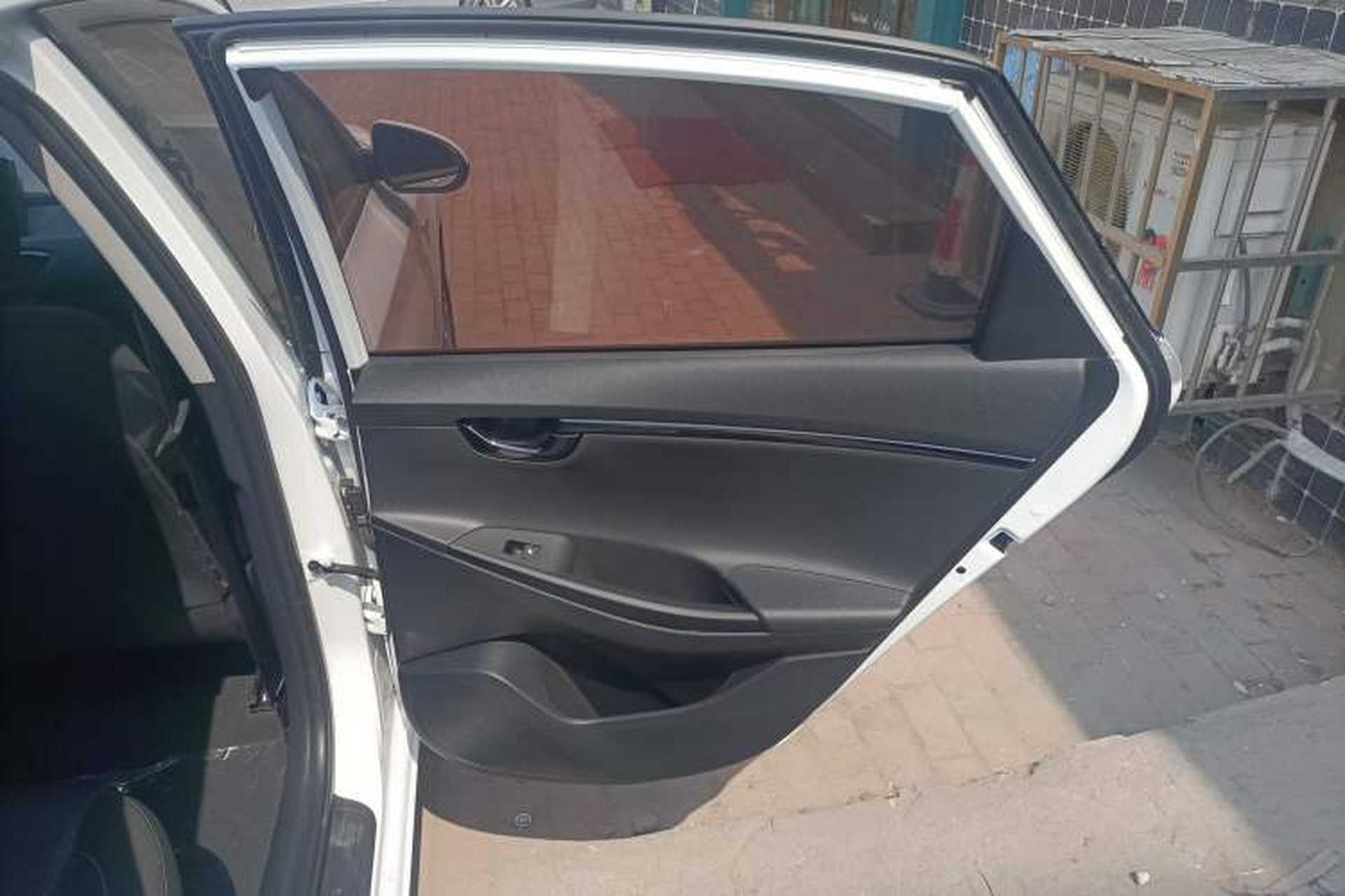 Used Hyundai Celesta 2020 1.6L Automatic GL Enjoyable Edition Interior 6