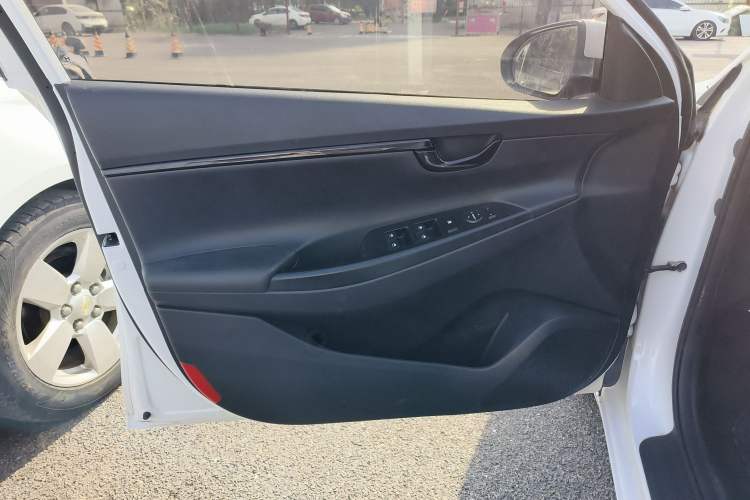 Used Hyundai Celesta 2020 1.6L Automatic GL Enjoyable Edition Left Front Door Interior