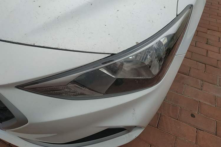 Used Hyundai Celesta 2020 1.6L Automatic GL Enjoyable Edition Left Front Headlight