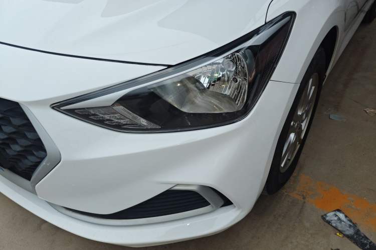 Used Hyundai Celesta 2020 1.6L Automatic GL Enjoyable Edition Left Front Headlight