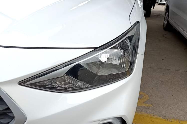 Used Hyundai Celesta 2020 1.6L Automatic GL Enjoyable Edition Left Front Headlight
