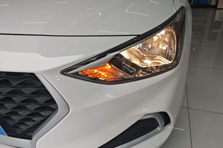 Used Hyundai Celesta 2020 1.6L Automatic GL Enjoyable Edition Left Front Headlight