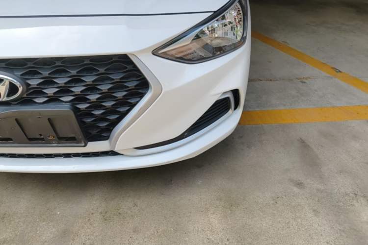 Used Hyundai Celesta 2020 1.6L Automatic GL Enjoyable Edition Left Front Headlight
