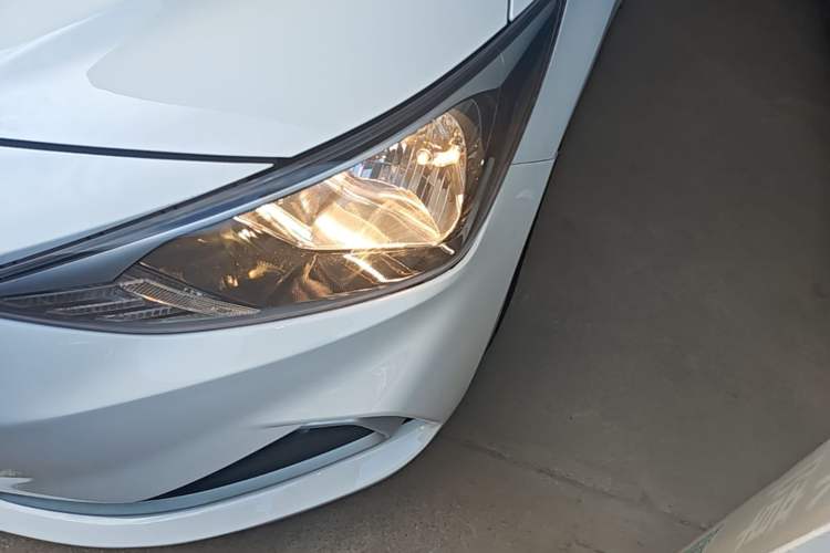 Used Hyundai Celesta 2020 1.6L Automatic GL Enjoyable Edition Left Front Headlight