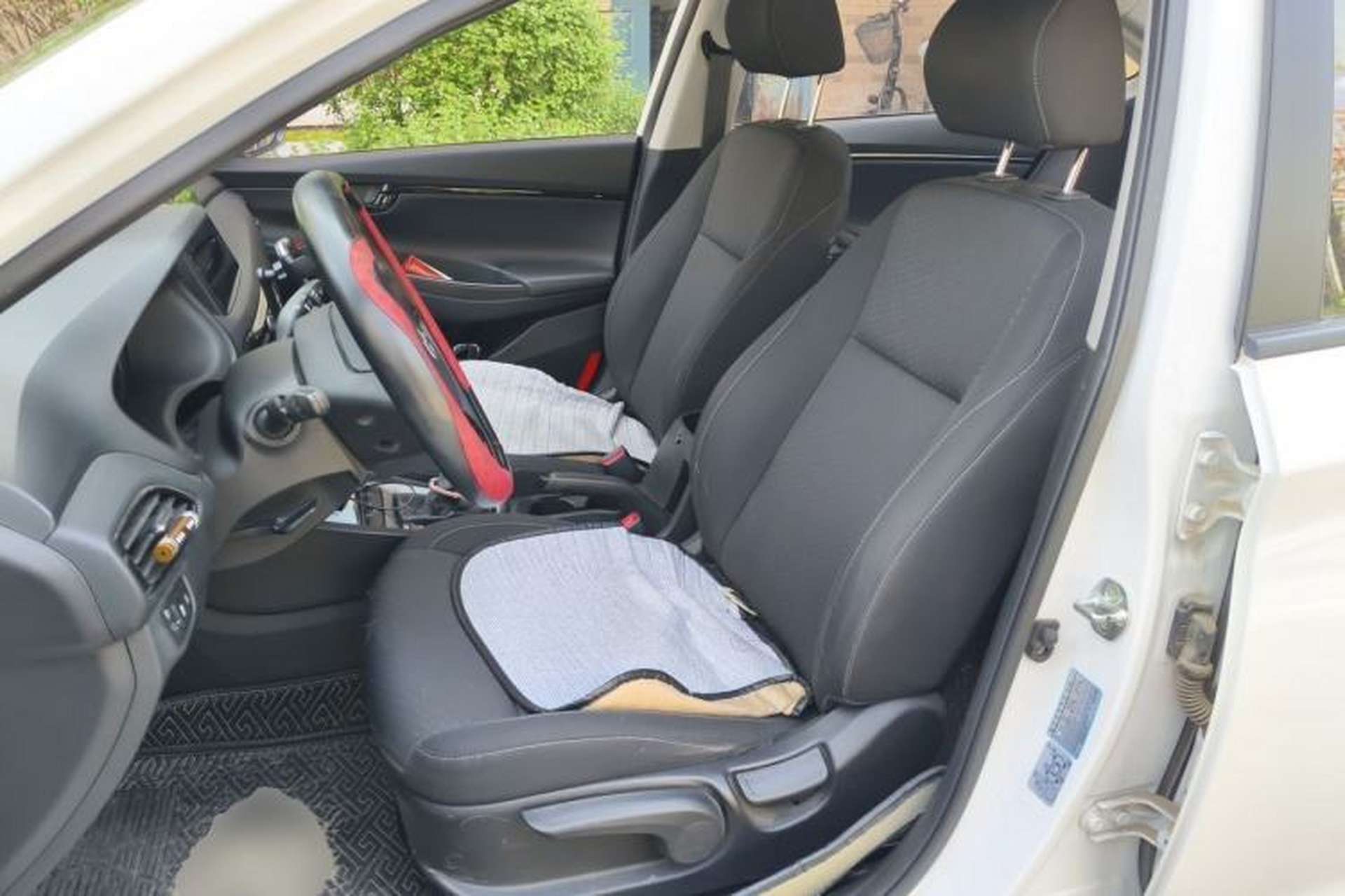 Used Hyundai Celesta 2020 1.6L Automatic GL Enjoyable Edition Left Front Seat