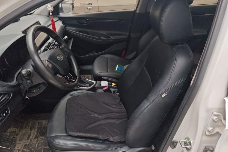 Used Hyundai Celesta 2020 1.6L Automatic GL Enjoyable Edition Left Front Seat