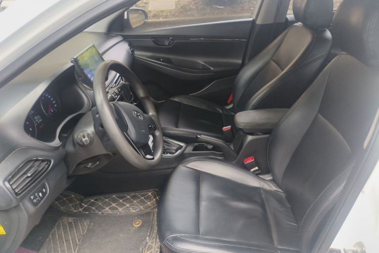 Used Hyundai Celesta 2020 1.6L Automatic GL Enjoyable Edition Left Front Seat