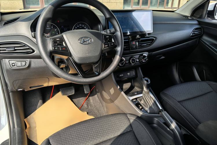 Used Hyundai Celesta 2020 1.6L Automatic GL Enjoyable Edition Left Front Seat