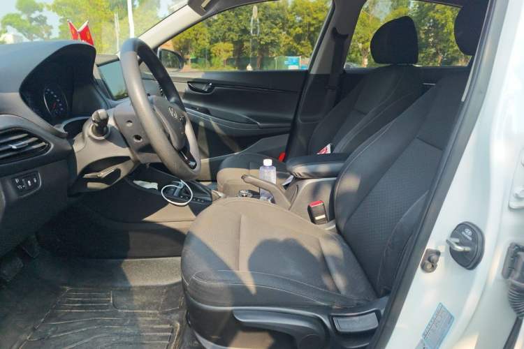 Used Hyundai Celesta 2020 1.6L Automatic GL Enjoyable Edition Left Front Seat