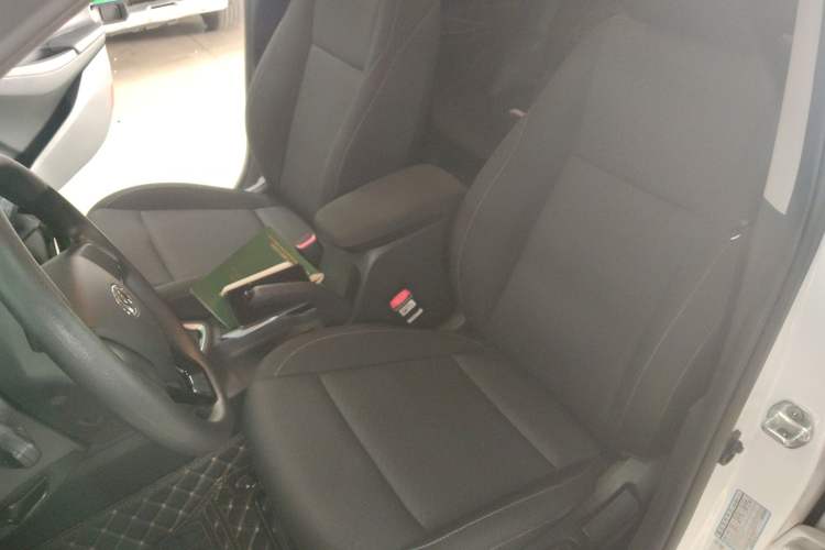 Used Hyundai Celesta 2020 1.6L Automatic GL Enjoyable Edition Left Front Seat