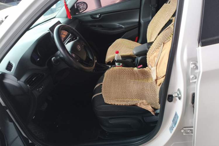 Used Hyundai Celesta 2020 1.6L Automatic GL Enjoyable Edition Left Front Seat