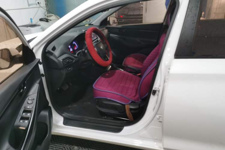 Used Hyundai Celesta 2020 1.6L Automatic GL Enjoyable Edition Left Front Seat