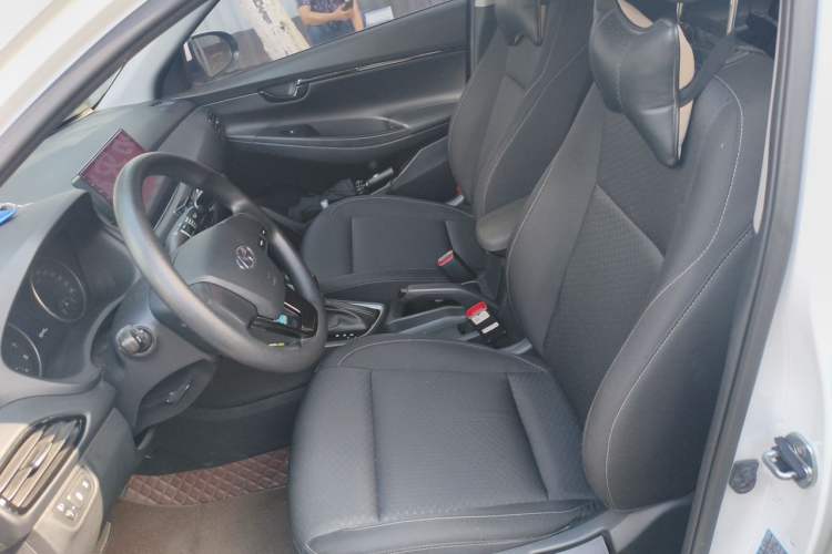 Used Hyundai Celesta 2020 1.6L Automatic GL Enjoyable Edition Left Front Seat