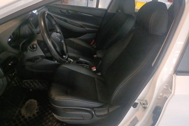 Used Hyundai Celesta 2020 1.6L Automatic GL Enjoyable Edition Left Front Seat