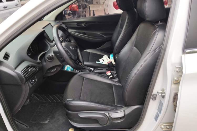 Used Hyundai Celesta 2020 1.6L Automatic GL Enjoyable Edition Left Front Seat