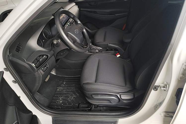 Used Hyundai Celesta 2020 1.6L Automatic GL Enjoyable Edition Left Front Seat