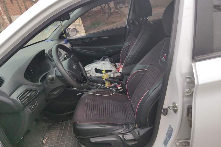 Used Hyundai Celesta 2020 1.6L Automatic GL Enjoyable Edition Left Front Seat