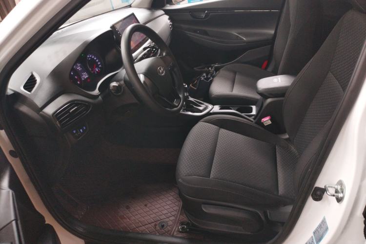 Used Hyundai Celesta 2020 1.6L Automatic GL Enjoyable Edition Left Front Seat