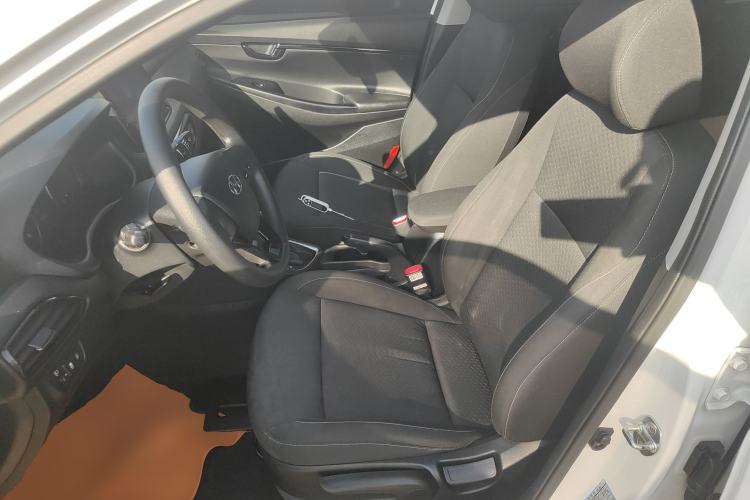 Used Hyundai Celesta 2020 1.6L Automatic GL Enjoyable Edition Left Front Seat
