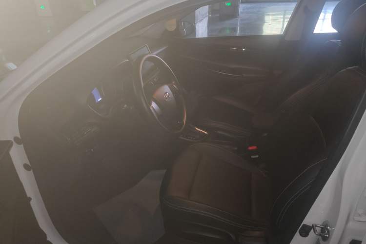 Used Hyundai Celesta 2020 1.6L Automatic GL Enjoyable Edition Left Front Seat