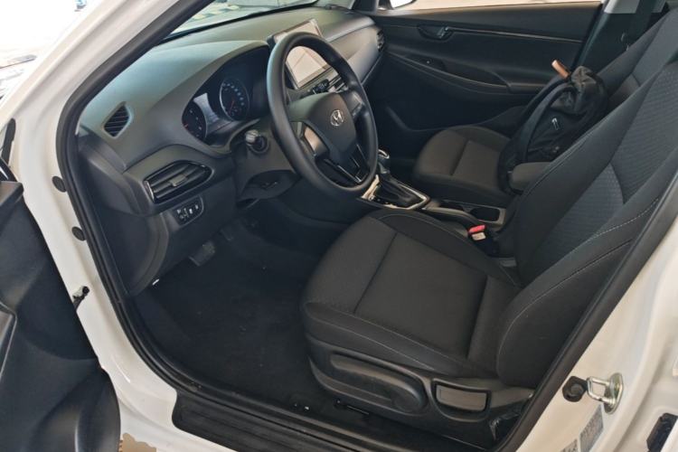 Used Hyundai Celesta 2020 1.6L Automatic GL Enjoyable Edition Left Front Seat