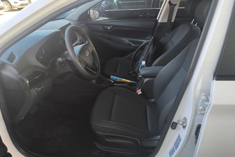 Used Hyundai Celesta 2020 1.6L Automatic GL Enjoyable Edition Left Front Seat