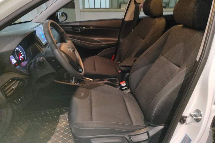 Used Hyundai Celesta 2020 1.6L Automatic GL Enjoyable Edition Left Front Seat