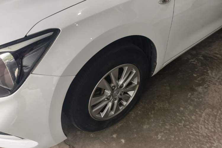 Used Hyundai Celesta 2020 1.6L Automatic GL Enjoyable Edition Left Front Wheel Hub