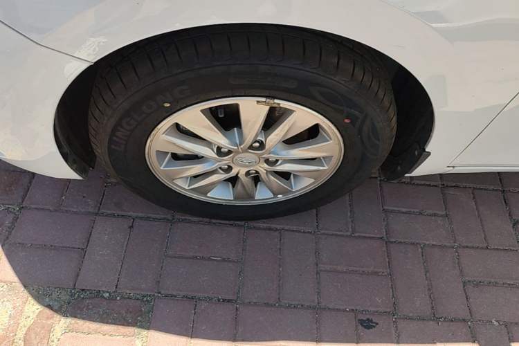 Used Hyundai Celesta 2020 1.6L Automatic GL Enjoyable Edition Left Front Wheel Hub