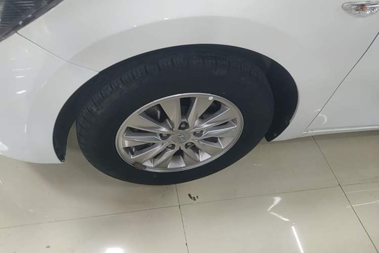 Used Hyundai Celesta 2020 1.6L Automatic GL Enjoyable Edition Left Front Wheel Hub