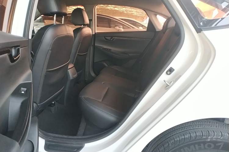 Used Hyundai Celesta 2020 1.6L Automatic GL Enjoyable Edition Left Rear Seat
