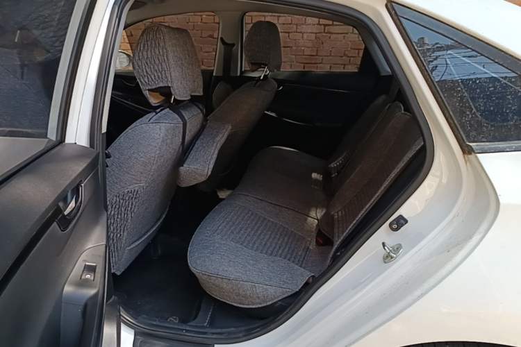 Used Hyundai Celesta 2020 1.6L Automatic GL Enjoyable Edition Left Rear Seat