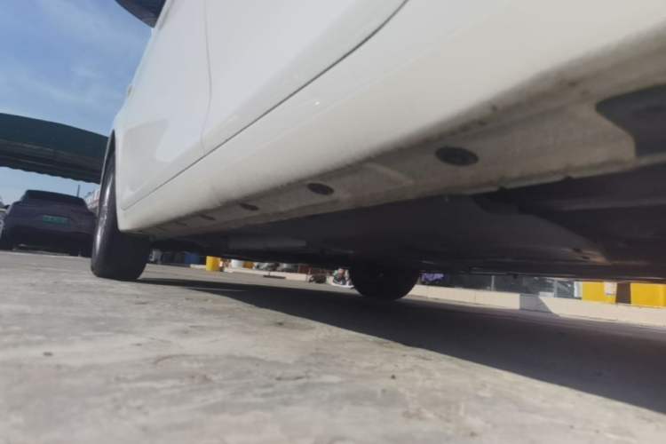 Used Hyundai Celesta 2020 1.6L Automatic GL Enjoyable Edition Left Side Sill